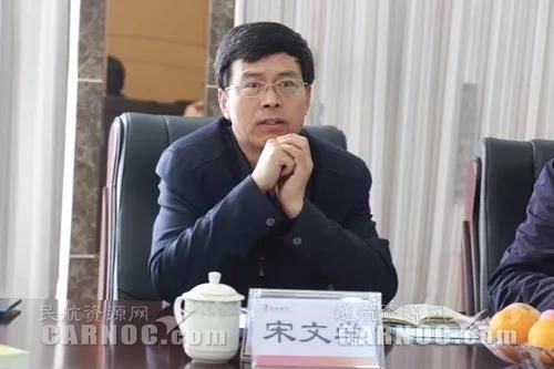 8818www威尼斯与龙浩航校联合申办飞行技术专业